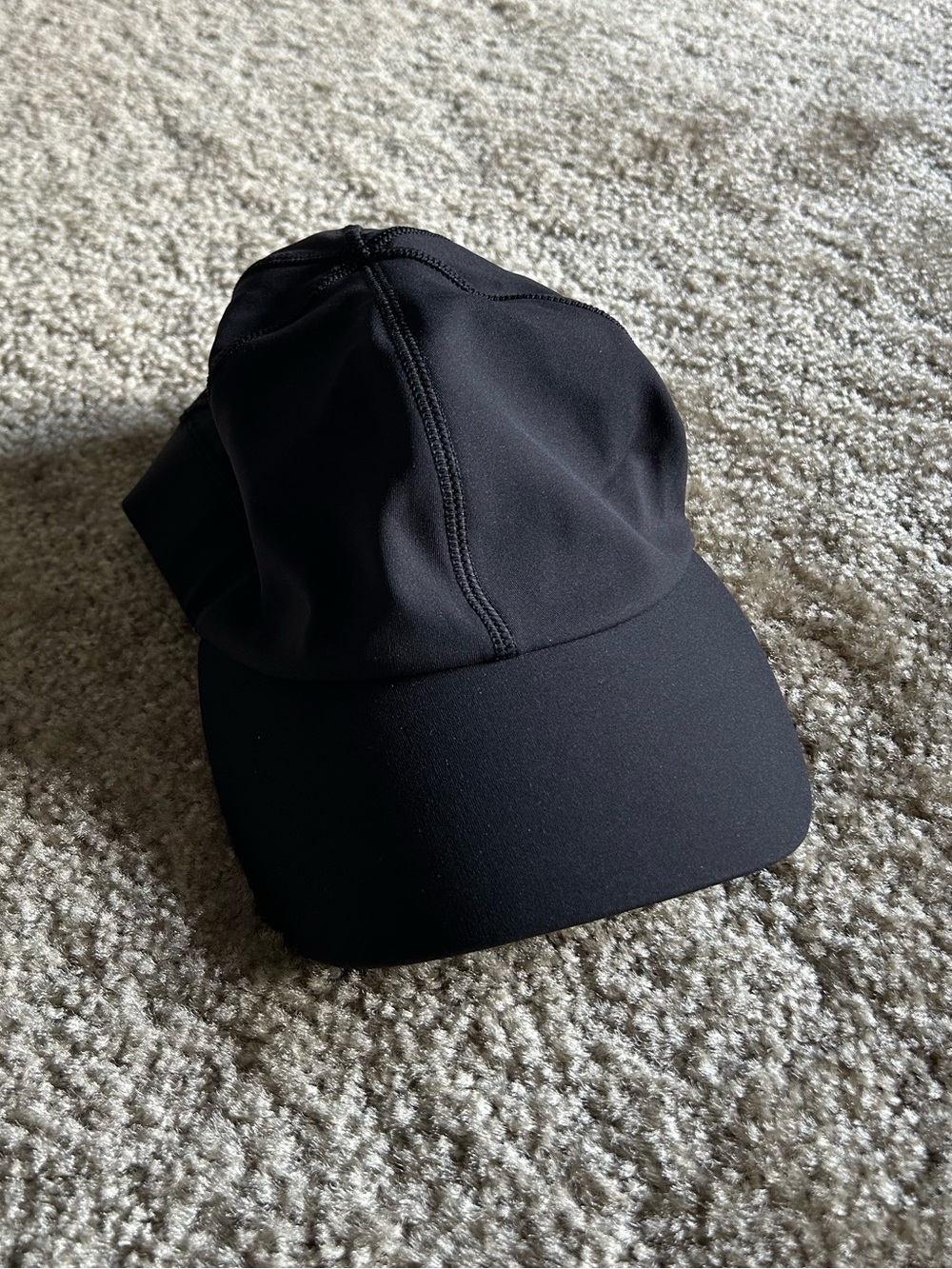 LULULEMON HAT